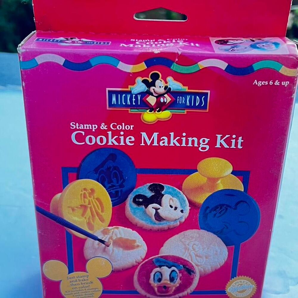 Disney multi Cake-decor